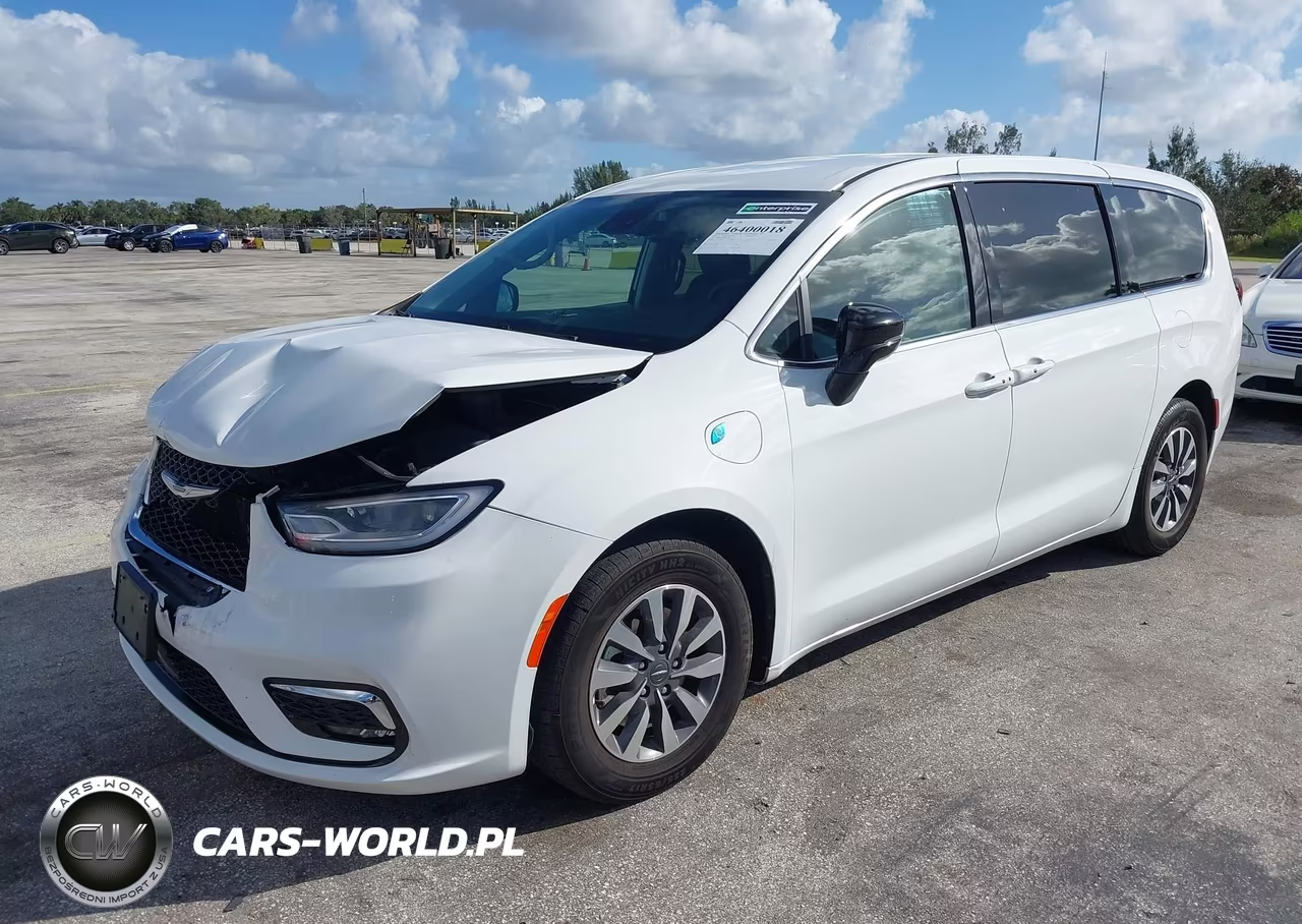 2024 Chrysler Pacifica Hybrid Select VIN:2C4RC1S78RR177901 - 2