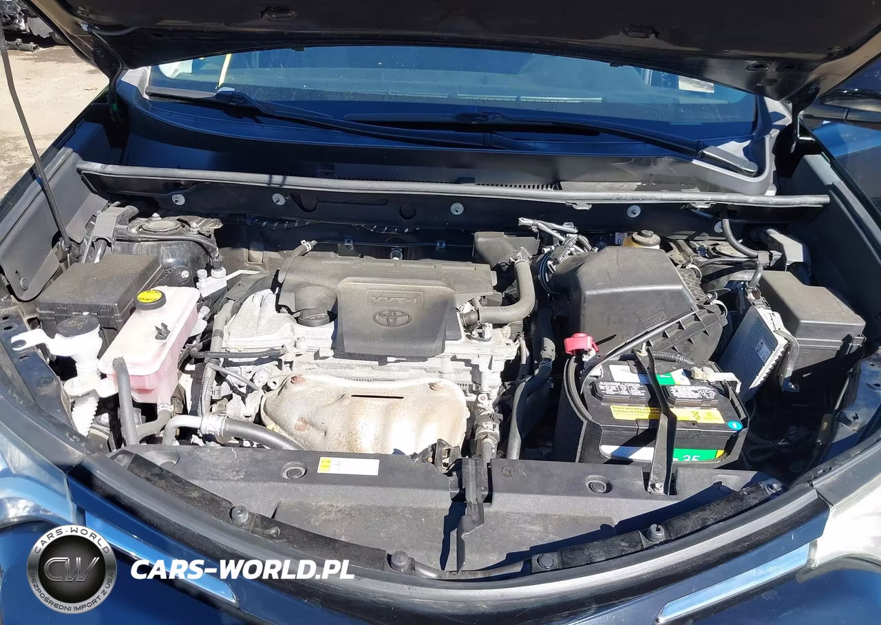 2018 Toyota Rav4 Xle VIN:2T3RFREV7JW772281 - 10