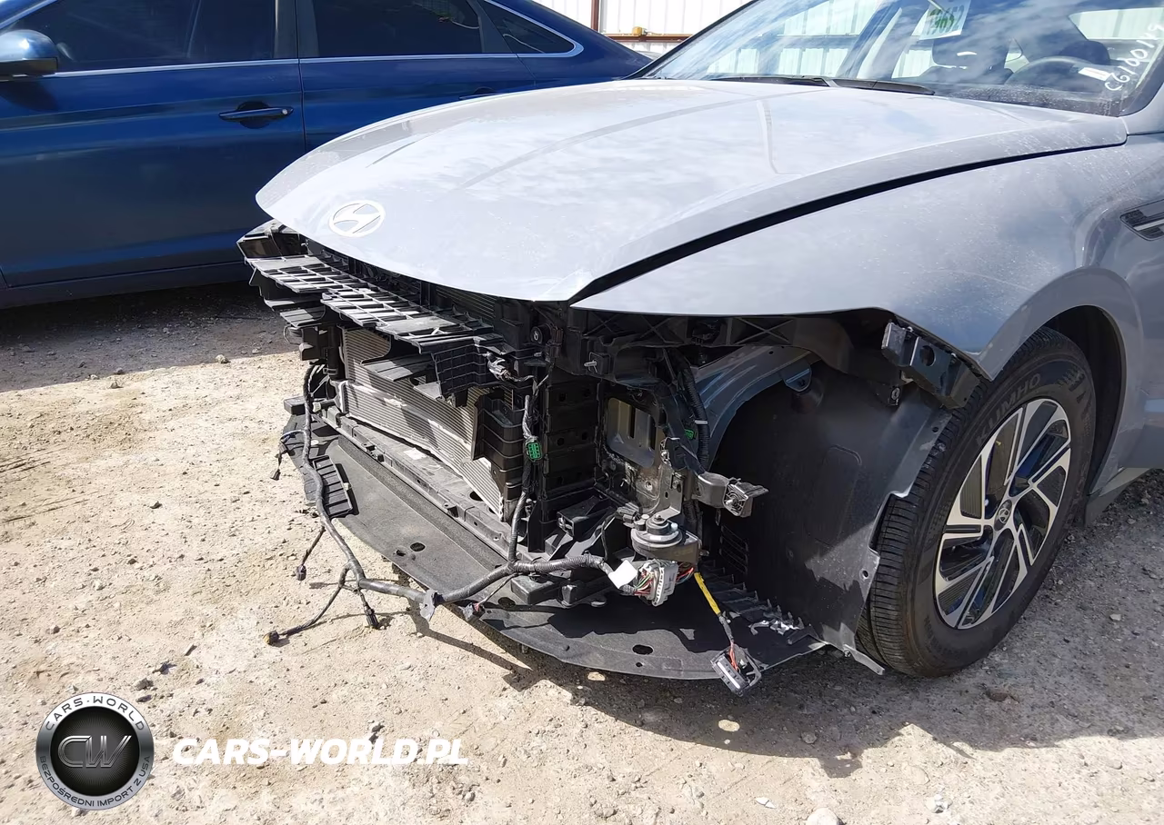 2026 Hyundai Sonata Hybrid Blue VIN:KMHL24JJ3TA156940 - 6