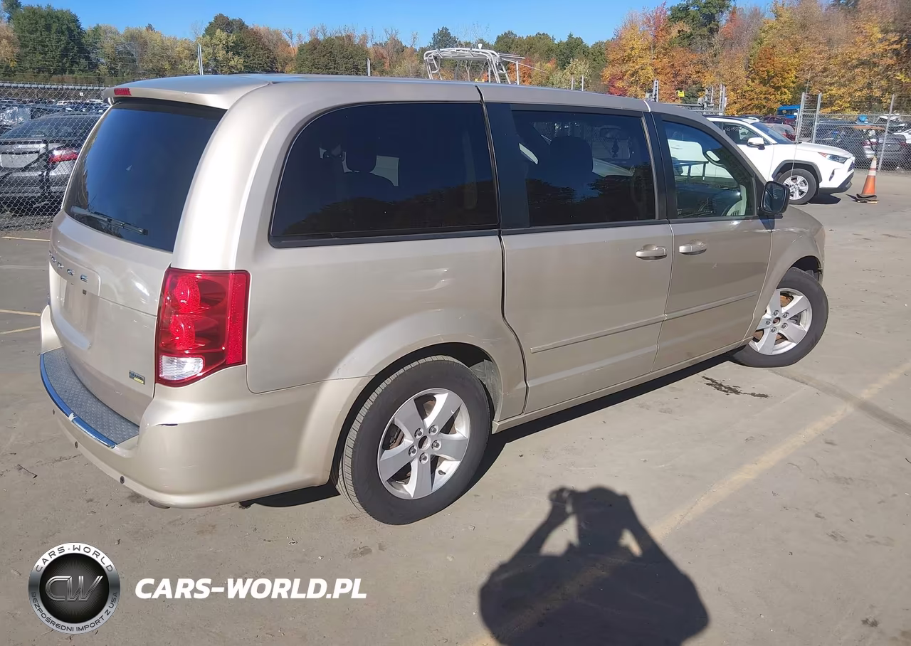 2016 Dodge Grand Caravan Se VIN:2C4RDGBG2GR136841 - 4