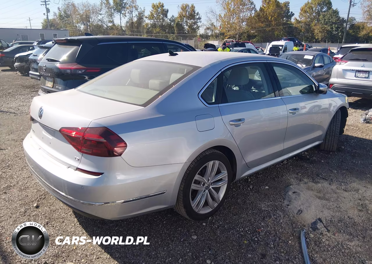 2018 Volkswagen Passat 2.0T Se VIN:1VWBA7A3XJC009504 - 4