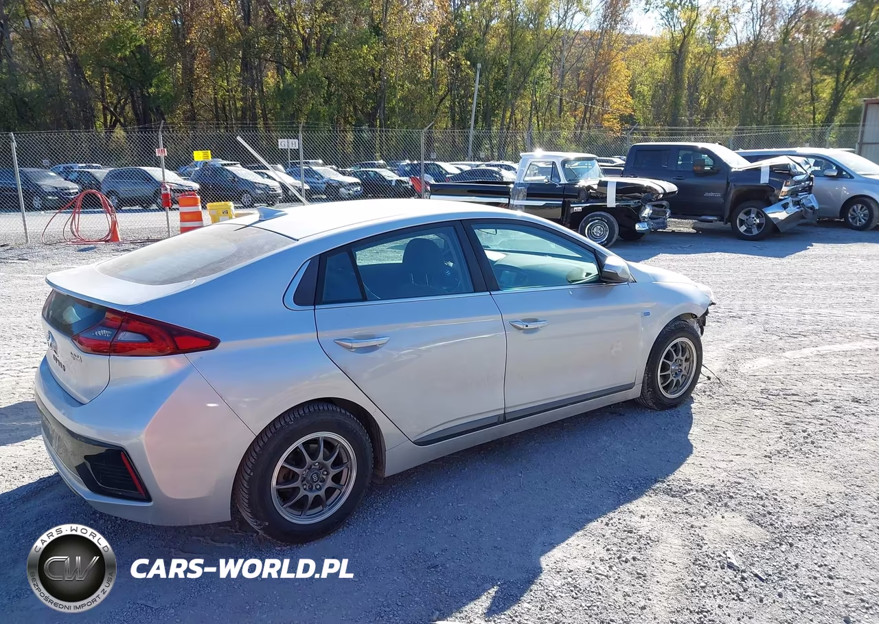 2018 HYUNDAI IONIQ SEL VIN:KMHC75LC1JU060063 - 4