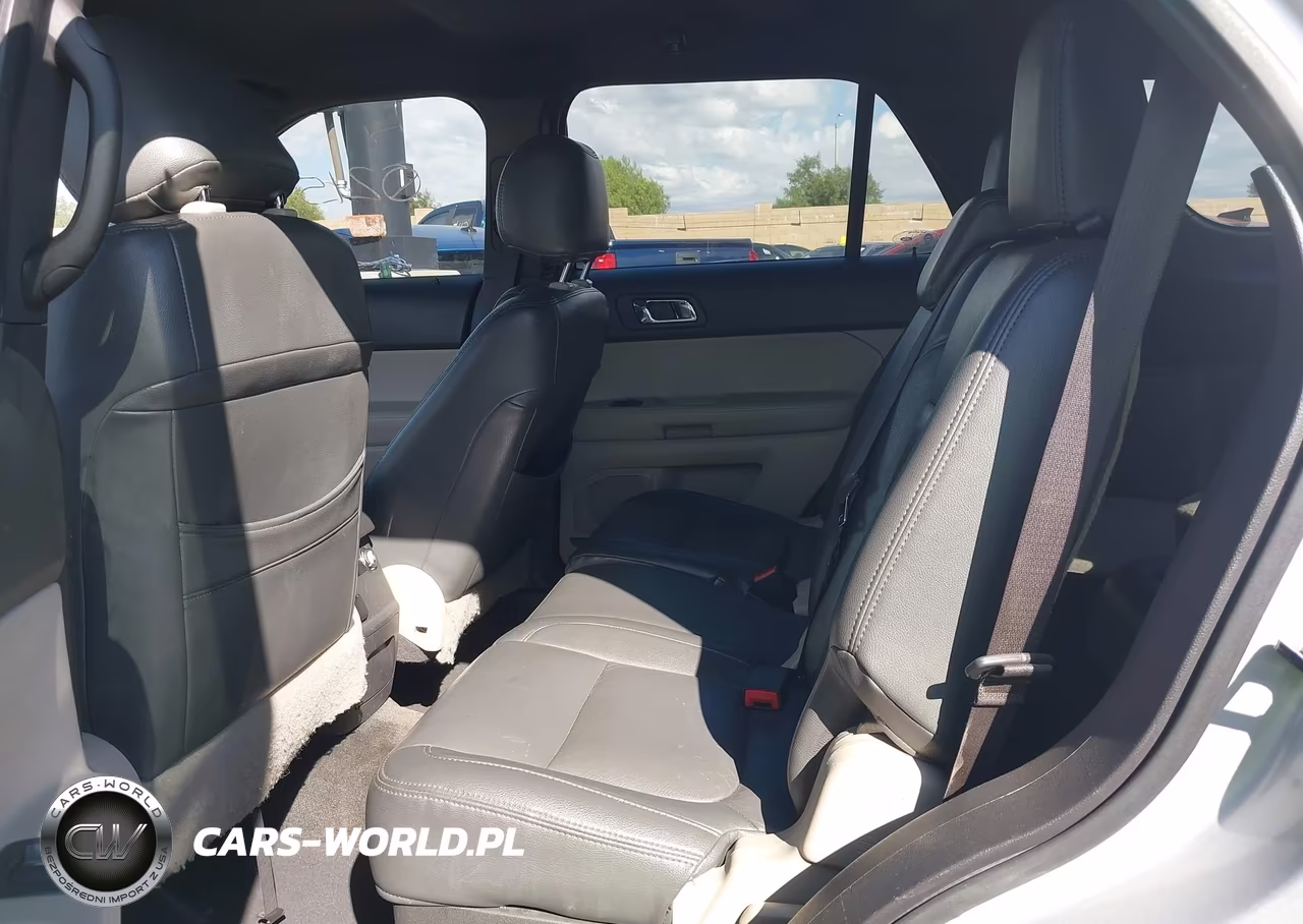 2012 Ford Explorer VIN:1FMHK7B91CGB02271 - 8