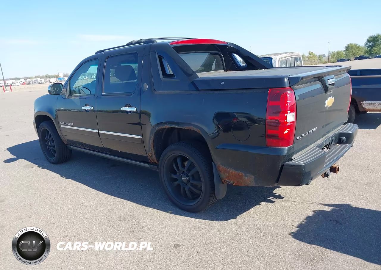 2013 Chevrolet Avalanche Ltz VIN:3GNTKGE71DG272216 - 3