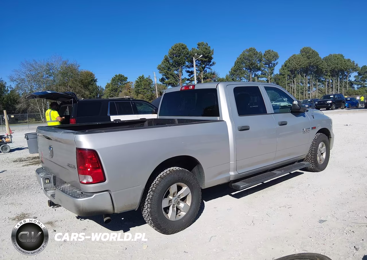 2016 Ram 1500 Tradesman VIN:1C6RR7SMXGS113630 - 4