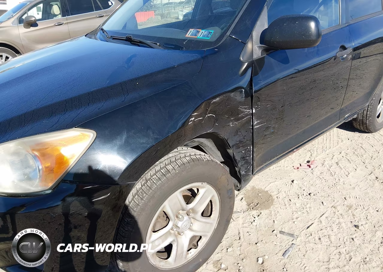 2011 Toyota Rav4 VIN:JTMBF4DV5BD042731 - 17