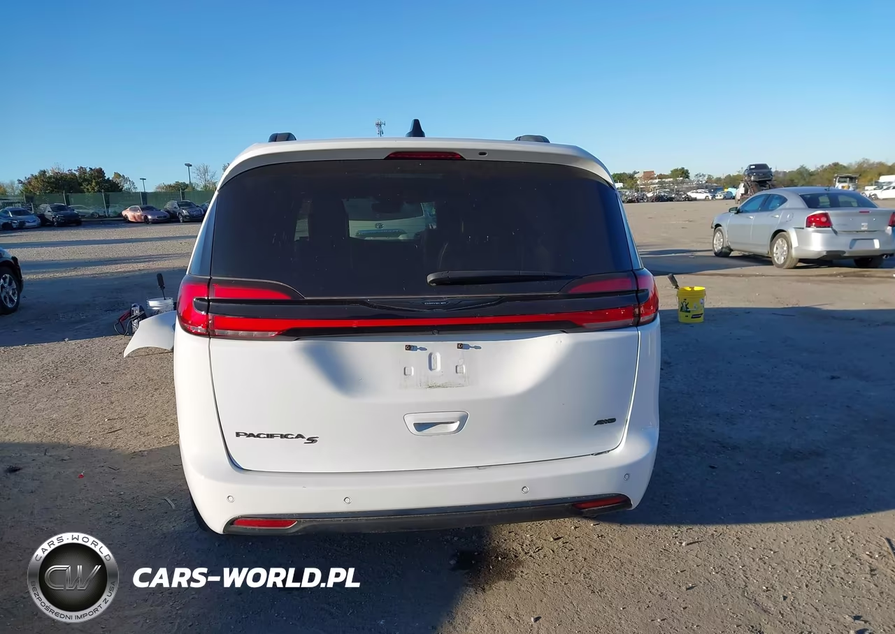 2023 Chrysler Pacifica Touring L Awd VIN:2C4RC3BG3PR590091 - 16