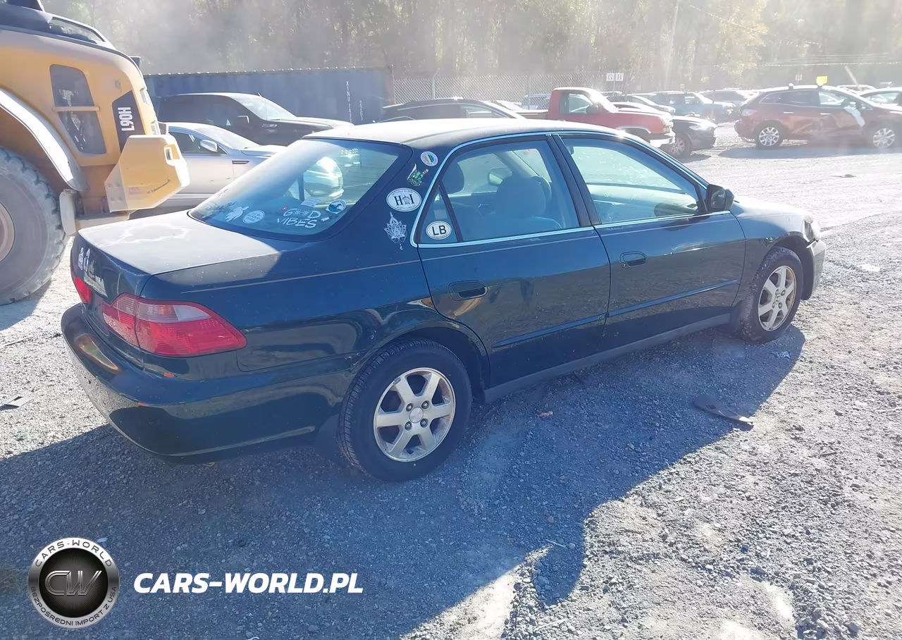 2000 Honda Accord 2.3 Se VIN:1HGCG6693YA124594 - 4