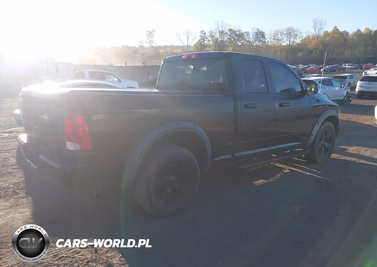 2015 Ram 1500 Express VIN:1C6RR7FG2FS713979 - 4