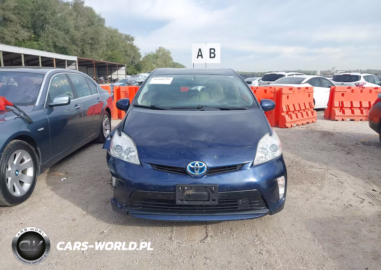 2014 Toyota Prius Four VIN:JTDKN3DU3E1745027 - 12