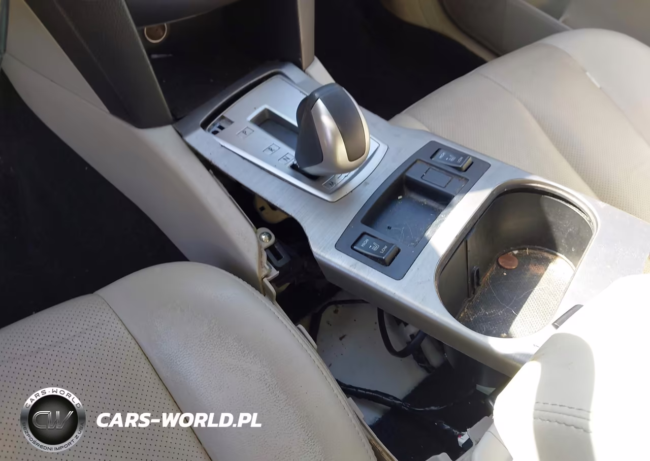 2011 Subaru Outback 2.5I Limited VIN:4S4BRBKC8B3380736 - 6