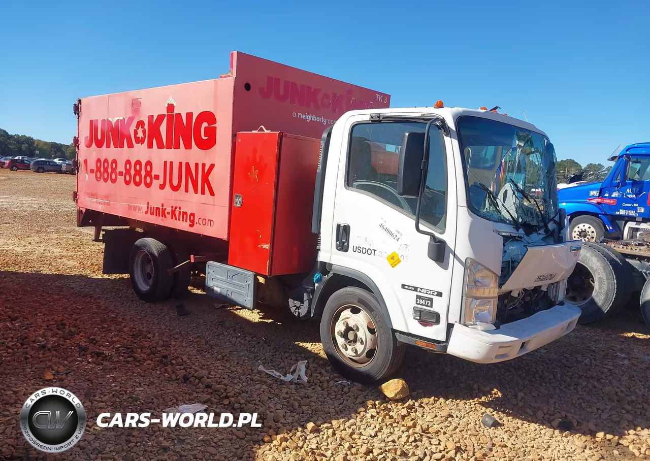 2018 Isuzu Nrr