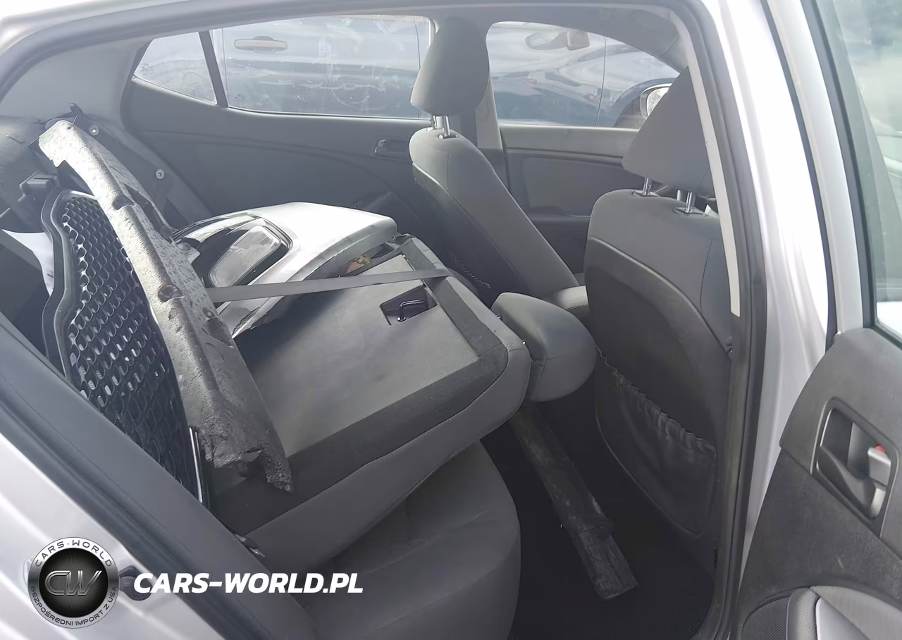 2015 Kia Optima Lx VIN:5XXGM4A71FG395450 - 8
