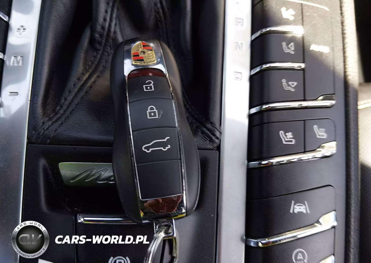 2021 Porsche Macan VIN:WP1AA2A51MLB02322 - 11