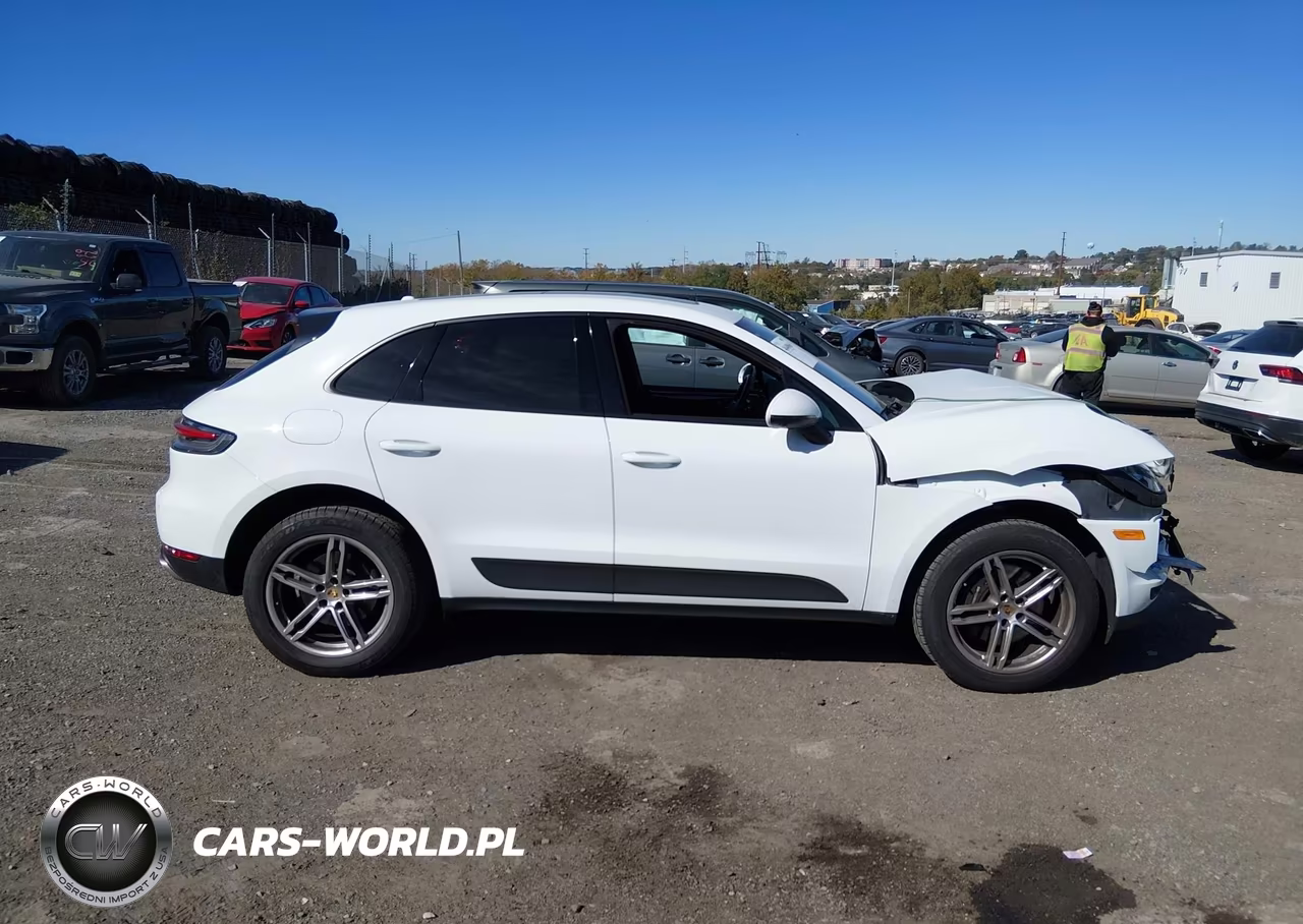 2021 Porsche Macan VIN:WP1AA2A51MLB02322 - 14