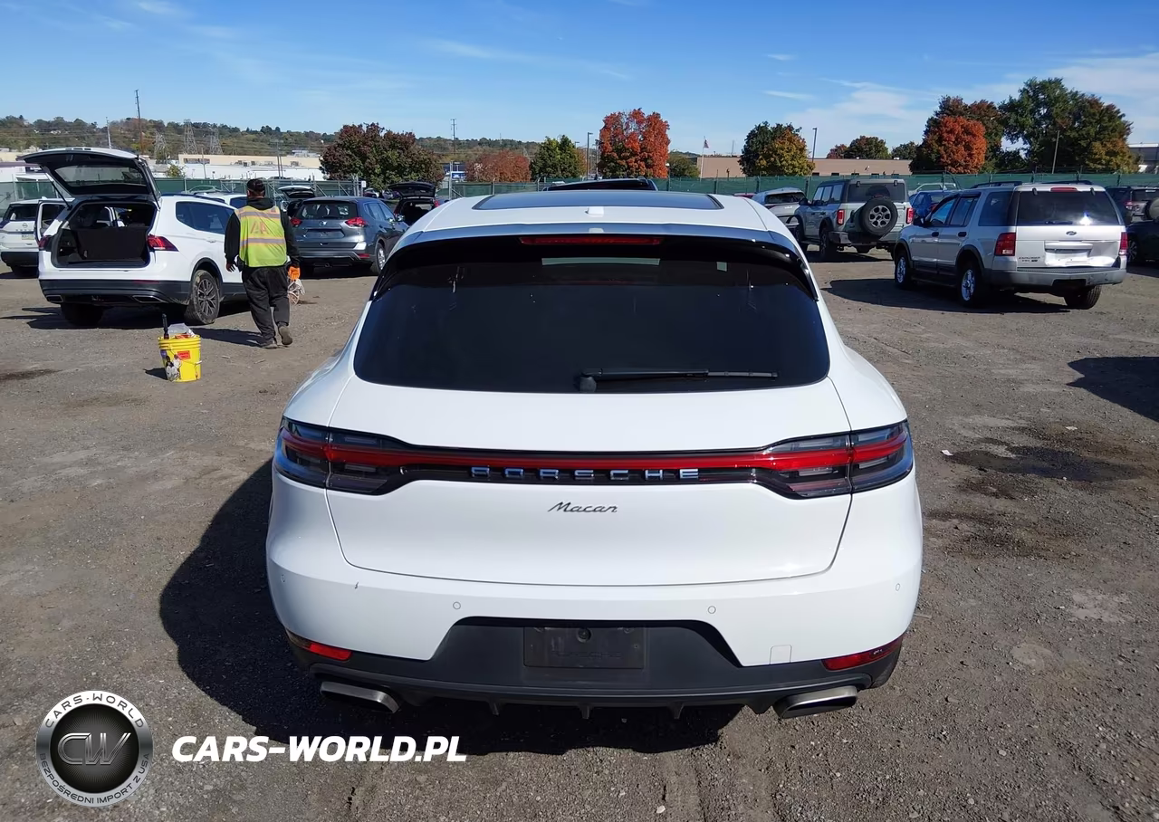 2021 Porsche Macan VIN:WP1AA2A51MLB02322 - 17