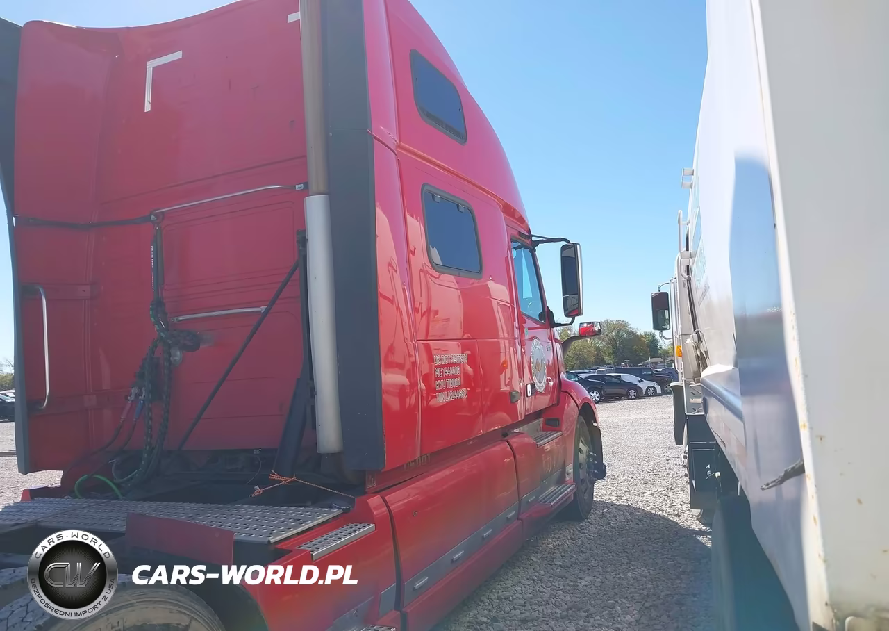 2020 Volvo Vnl VIN:4V4NC9EH6LN244652 - 13