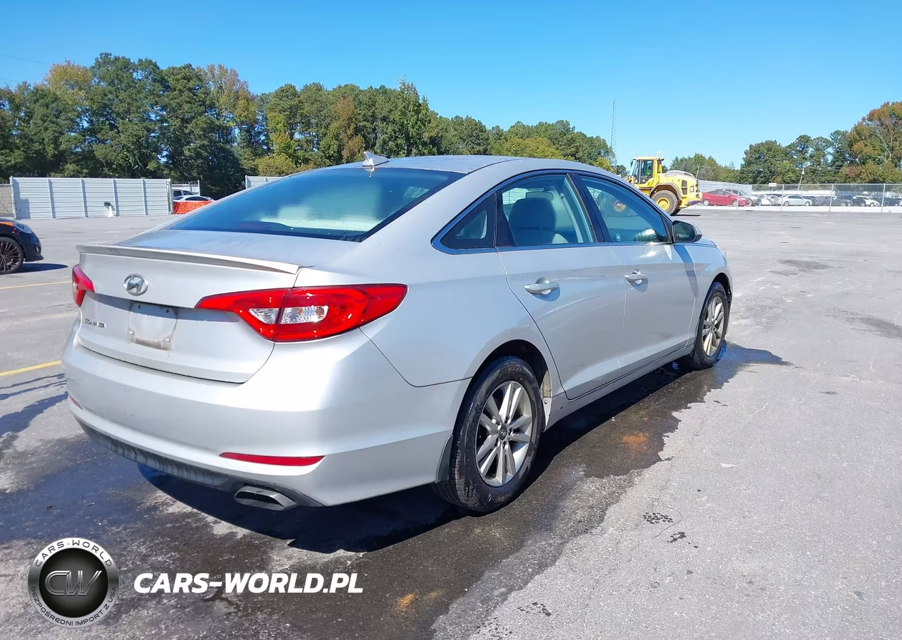 2015 Hyundai Sonata Se VIN:5NPE24AF5FH149901 - 4