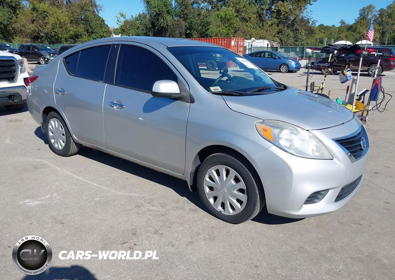 2014 Nissan Versa 1.6 Sv