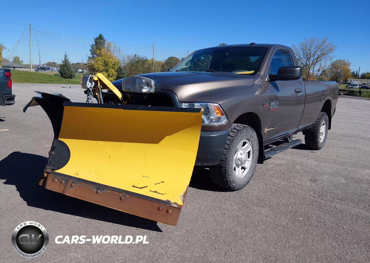 2018 Ram 2500 Tradesman 4X4 8' Box VIN:3C6LR5AT2JG363588 - 2