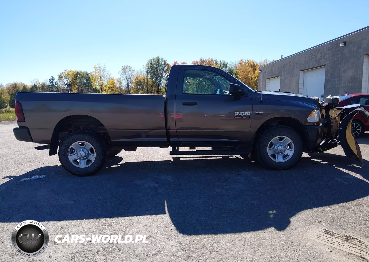 2018 Ram 2500 Tradesman 4X4 8' Box VIN:3C6LR5AT2JG363588 - 8