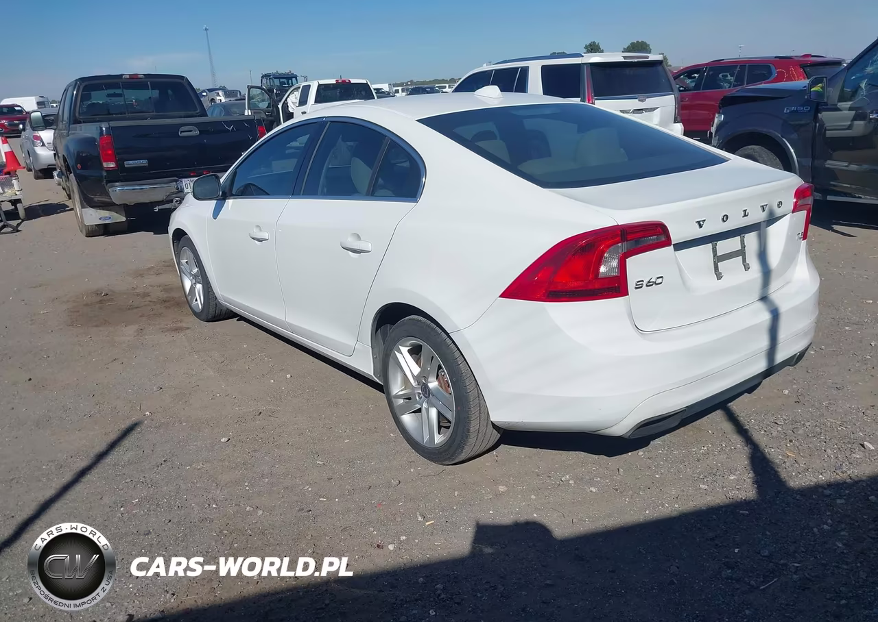 2015 Volvo S60 T5 Premier VIN:YV140MFBXF2306552 - 3