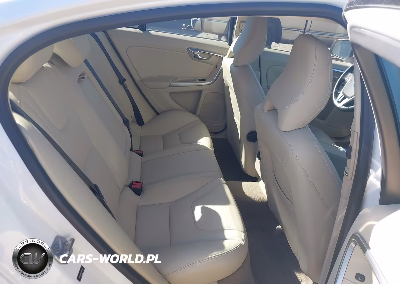 2015 Volvo S60 T5 Premier VIN:YV140MFBXF2306552 - 8