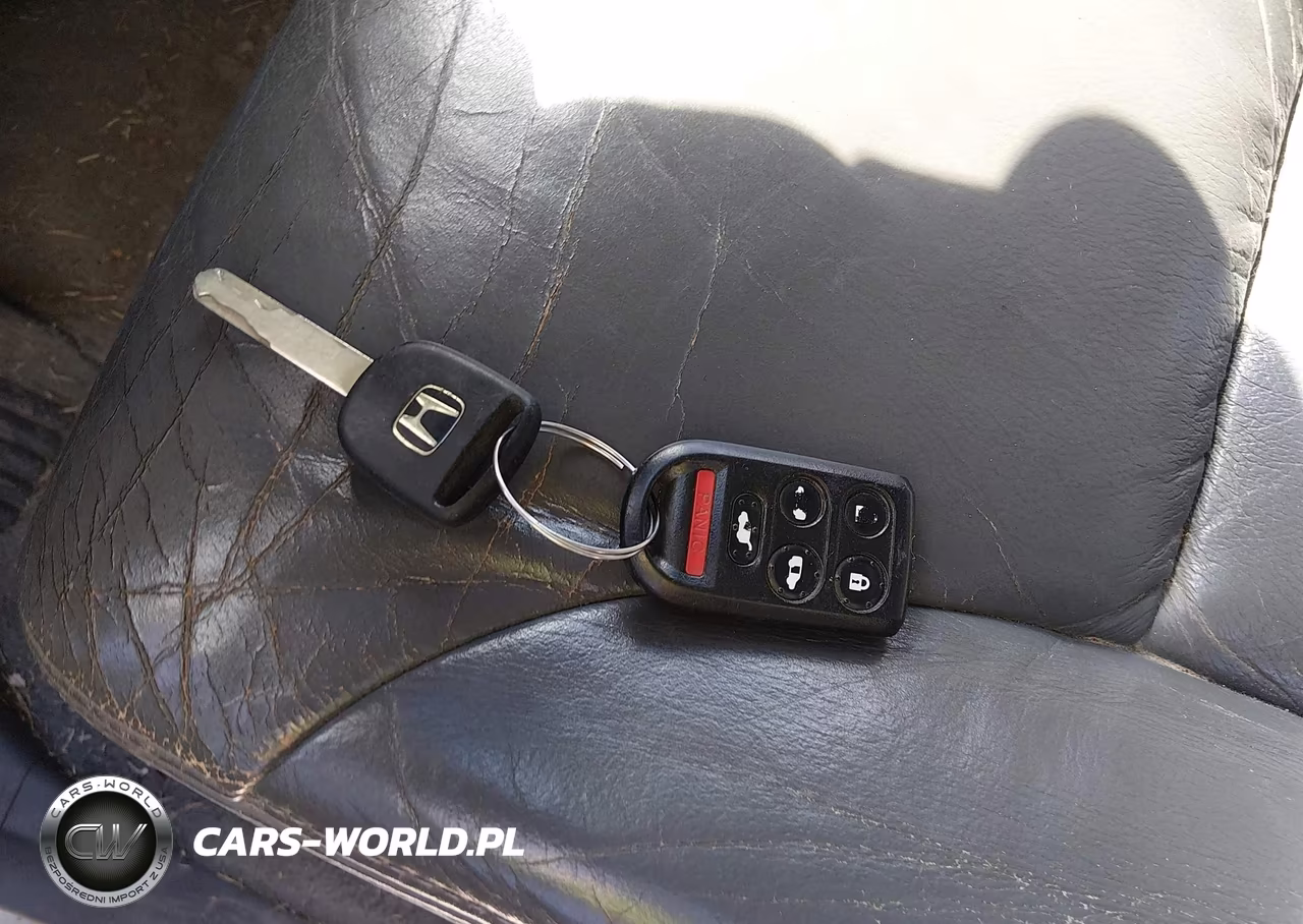 2005 Honda Odyssey Touring VIN:5FNRL38825B094773 - 11