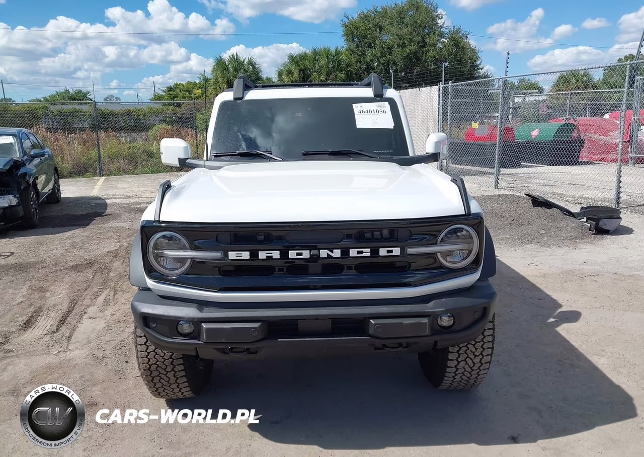 2025 Ford Bronco Outer Banks VIN:1FMEE8BH9SLA90254 - 13