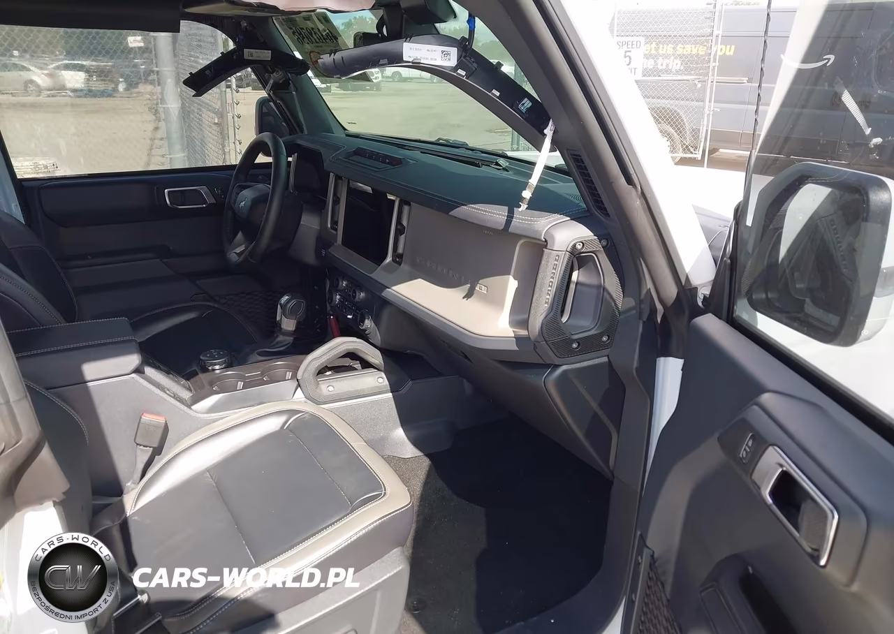 2025 Ford Bronco Outer Banks VIN:1FMEE8BH9SLA90254 - 5