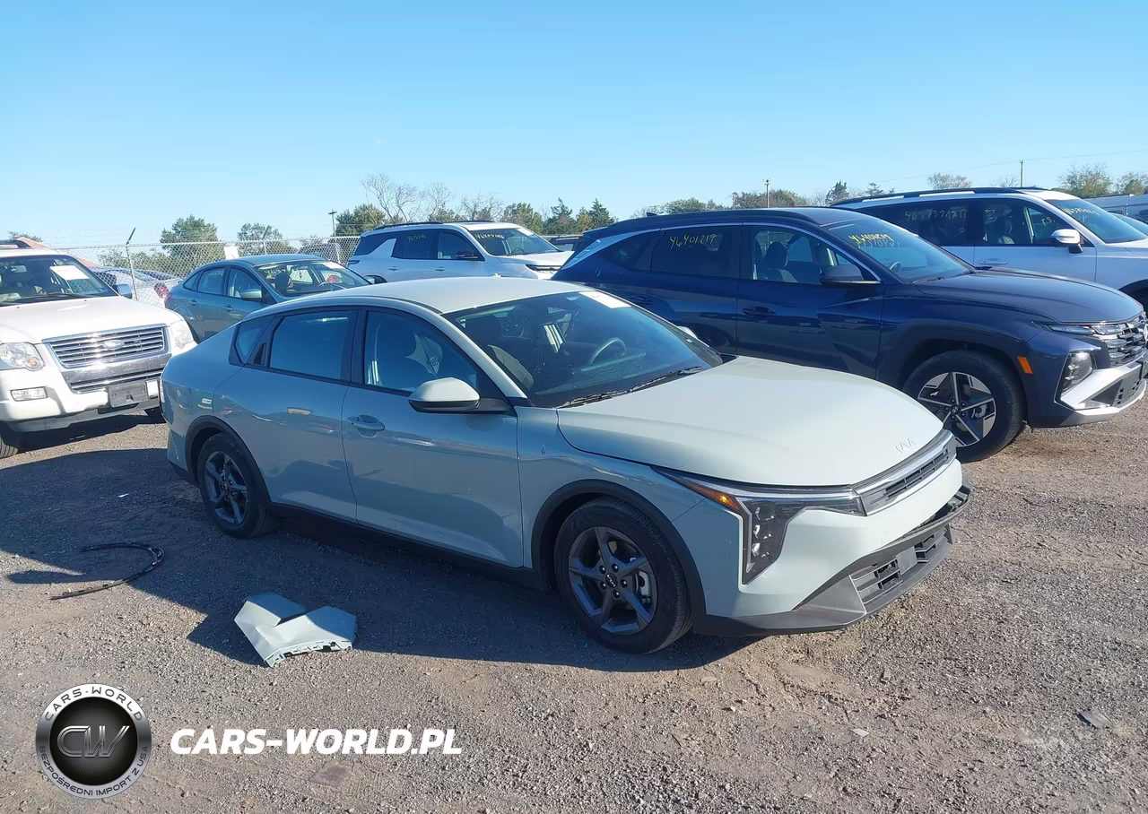 2026 Kia K4 Lxs