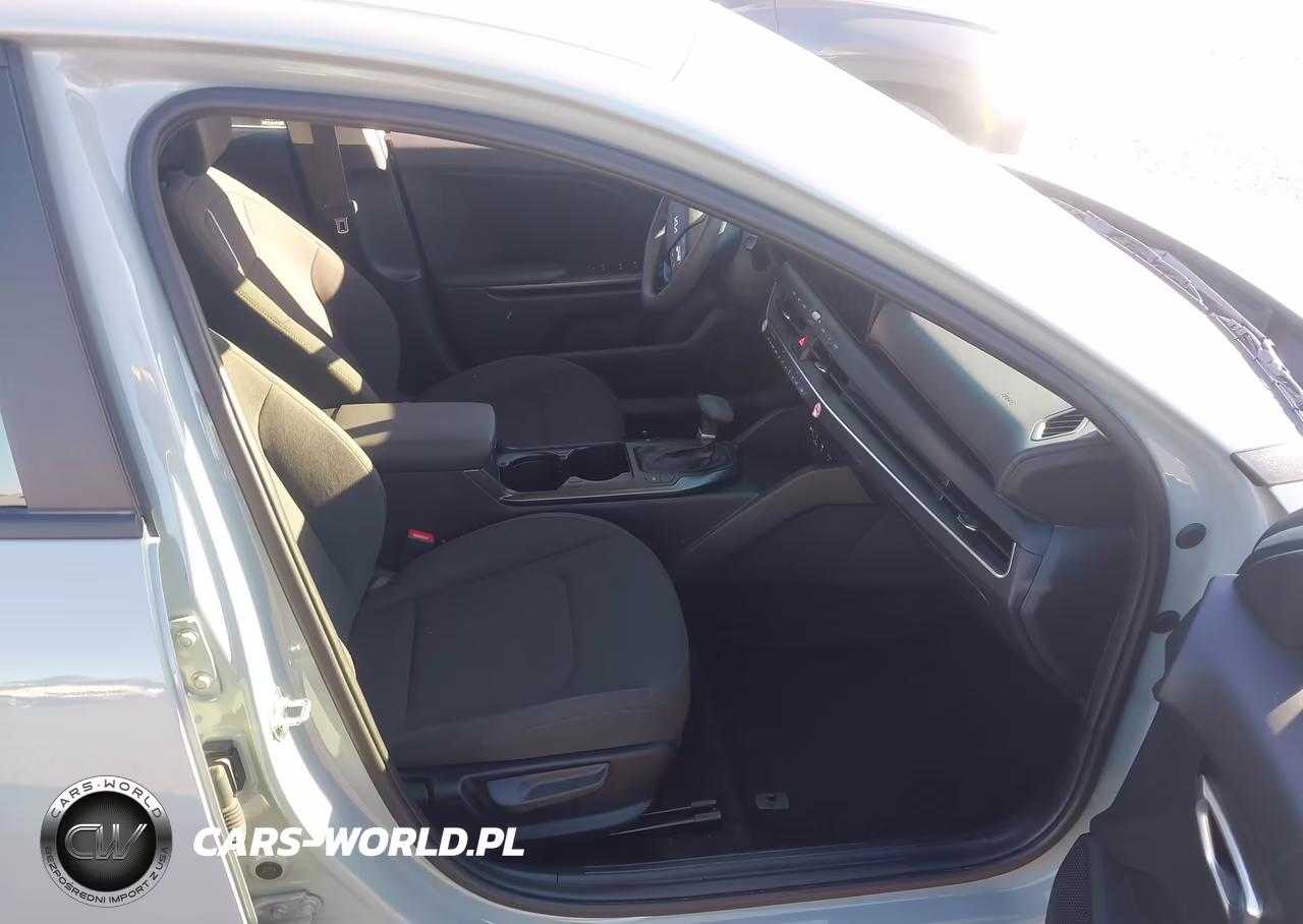 2026 Kia K4 Lxs VIN:3KPFT4DEXTE314474 - 5