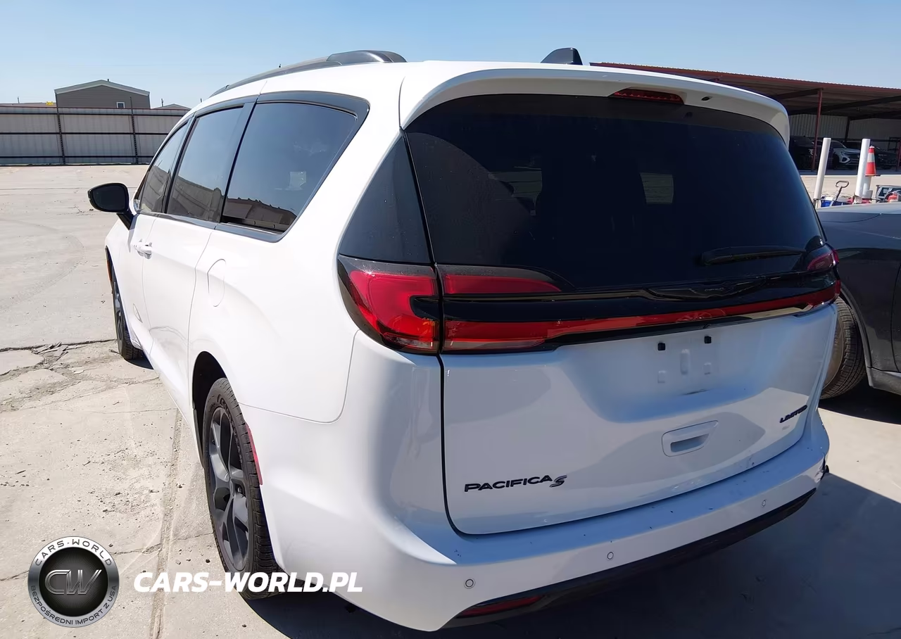 2025 Chrysler Pacifica Limited VIN:2C4RC1GG0SR566322 - 3
