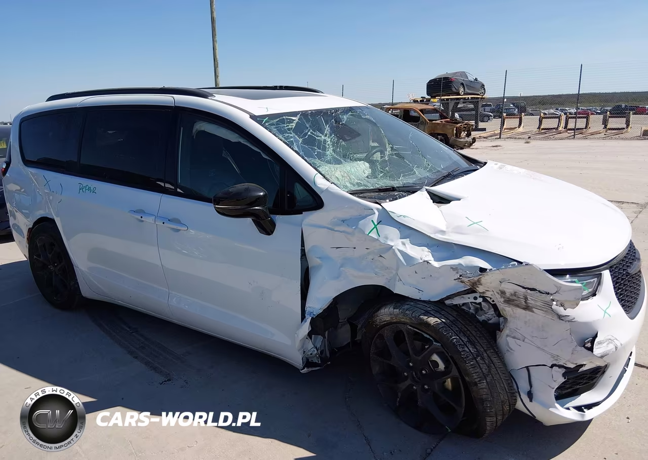 2025 Chrysler Pacifica Limited VIN:2C4RC1GG0SR566322 - 6