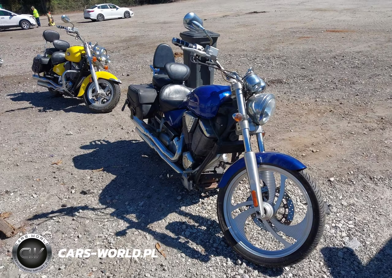 2003 Victory Motorcycles Vegas – zdjęcie 1 z 13