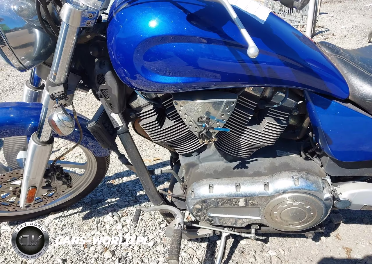 2003 Victory Motorcycles Vegas VIN:5VPGB16D633003451 - 9