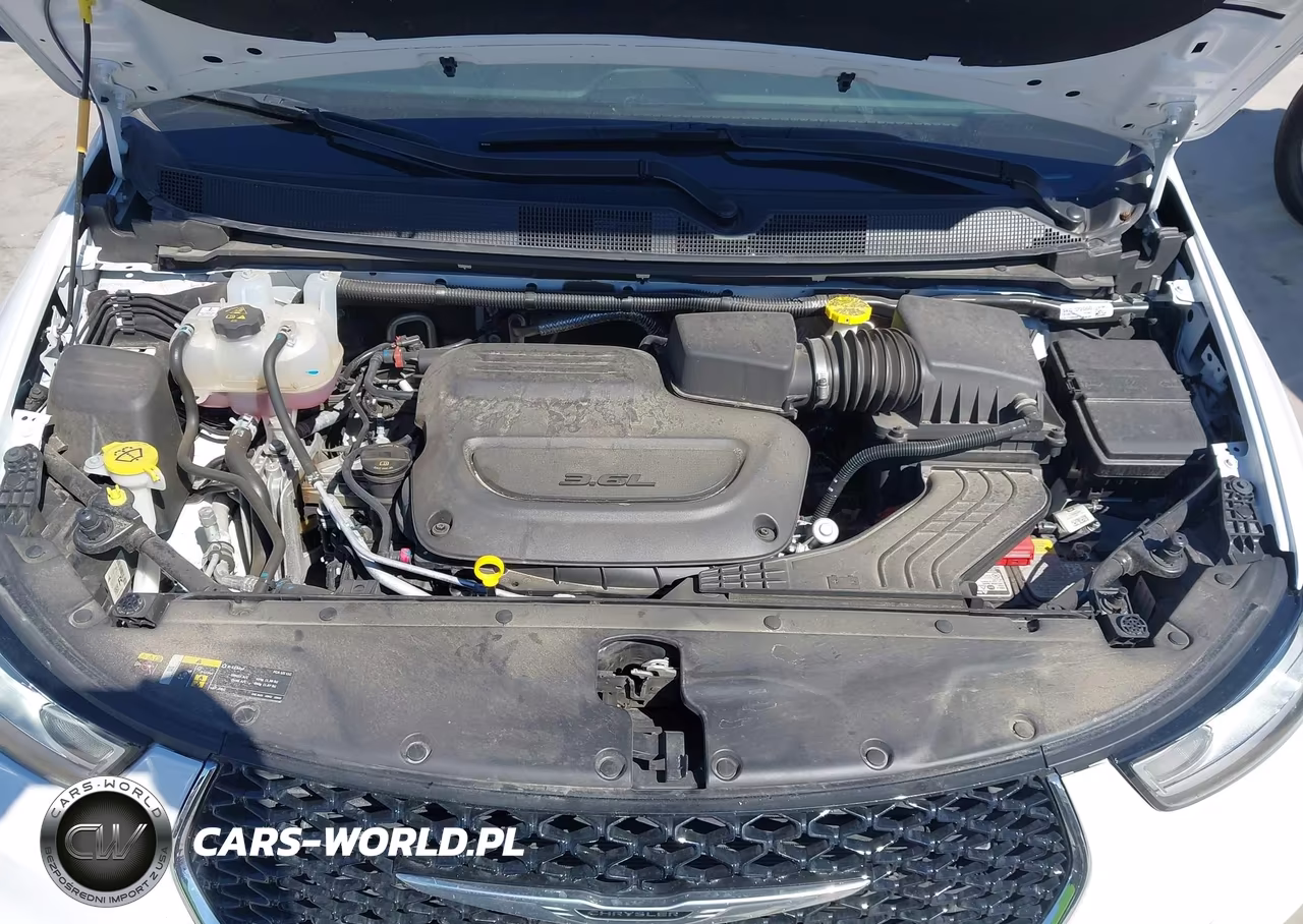 2026 Chrysler Pacifica Select VIN:2C4RC1BG6TR186765 - 10