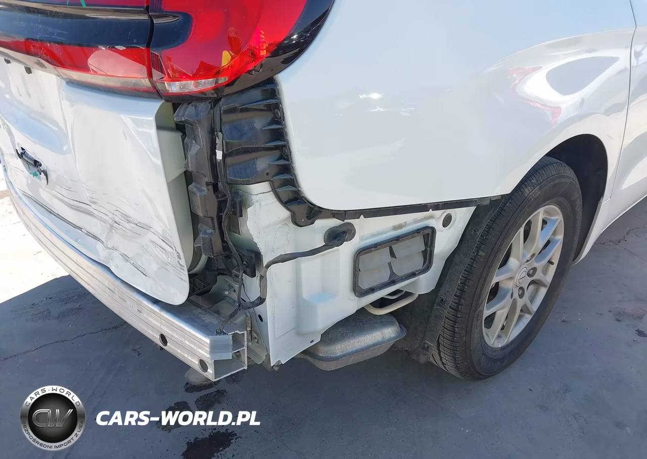 2026 Chrysler Pacifica Select VIN:2C4RC1BG6TR186765 - 18