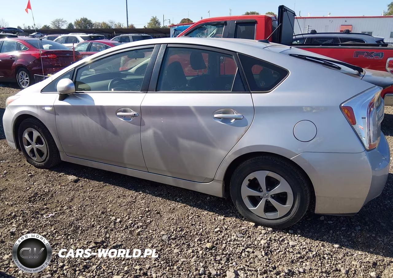 2014 Toyota Prius Three VIN:JTDKN3DU0E0373880 - 14