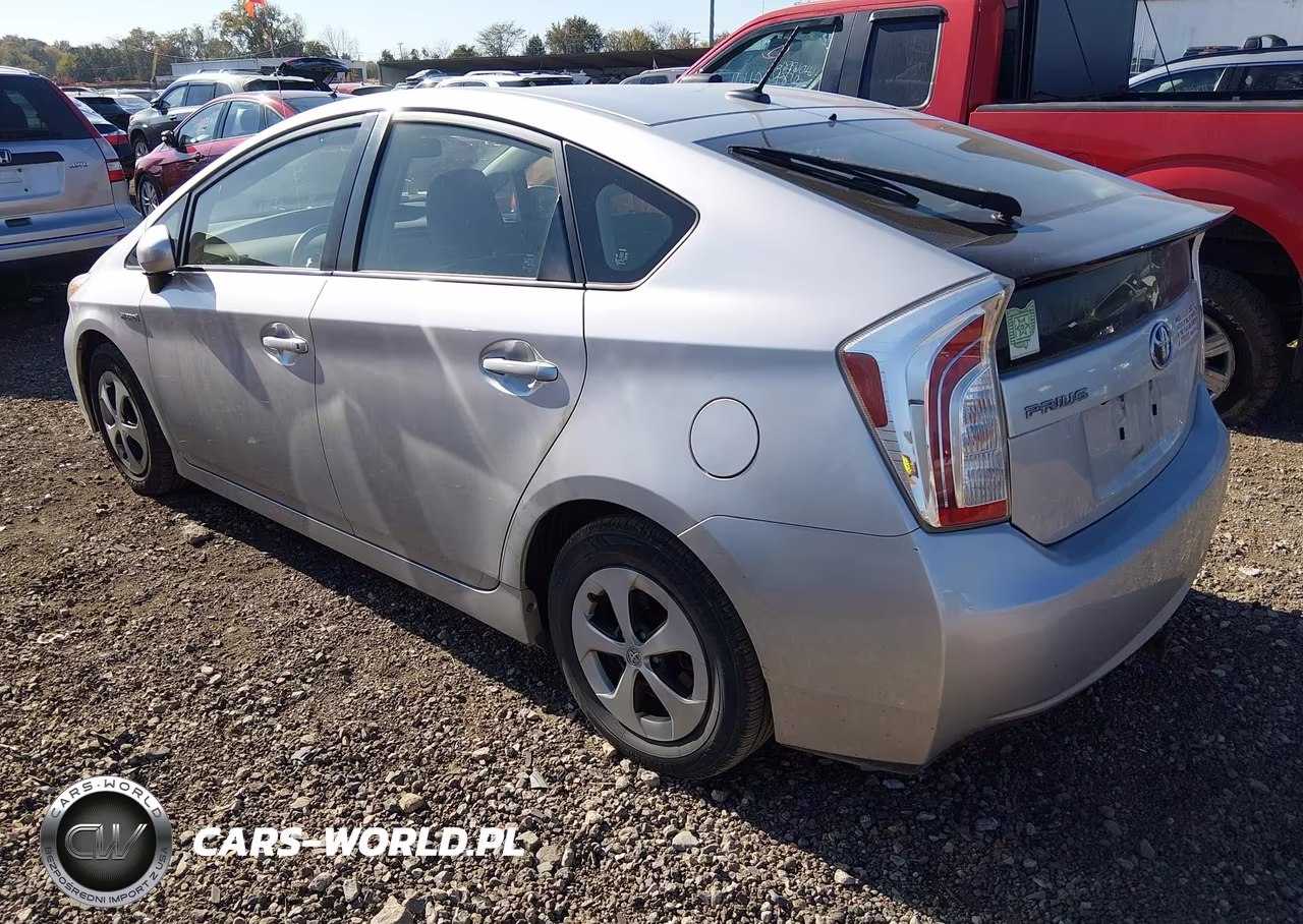 2014 Toyota Prius Three VIN:JTDKN3DU0E0373880 - 3