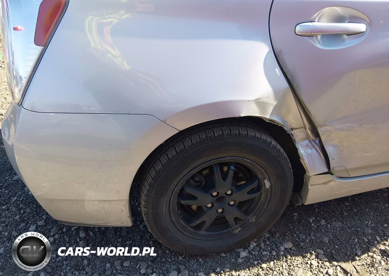 2014 Toyota Prius Three VIN:JTDKN3DU0E0373880 - 6