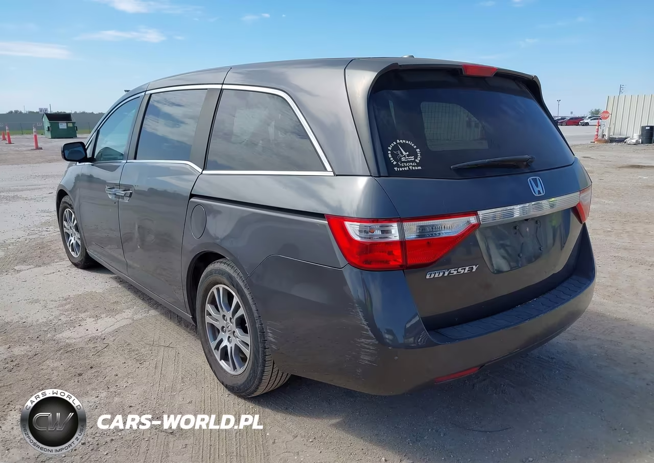 2013 Honda Odyssey Ex-L VIN:5FNRL5H65DB009742 - 3