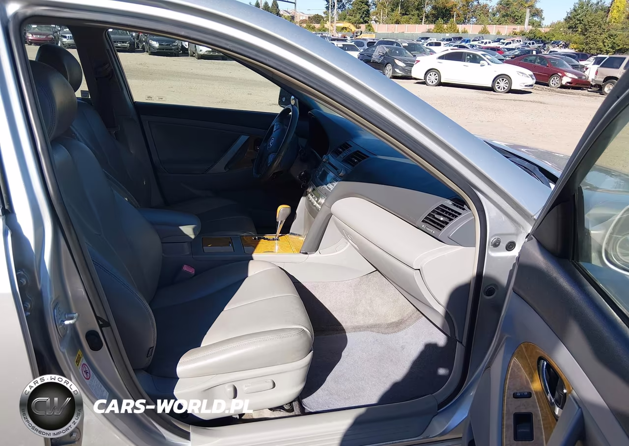 2007 Toyota Camry Xle VIN:JTNBE46KX73084570 - 5