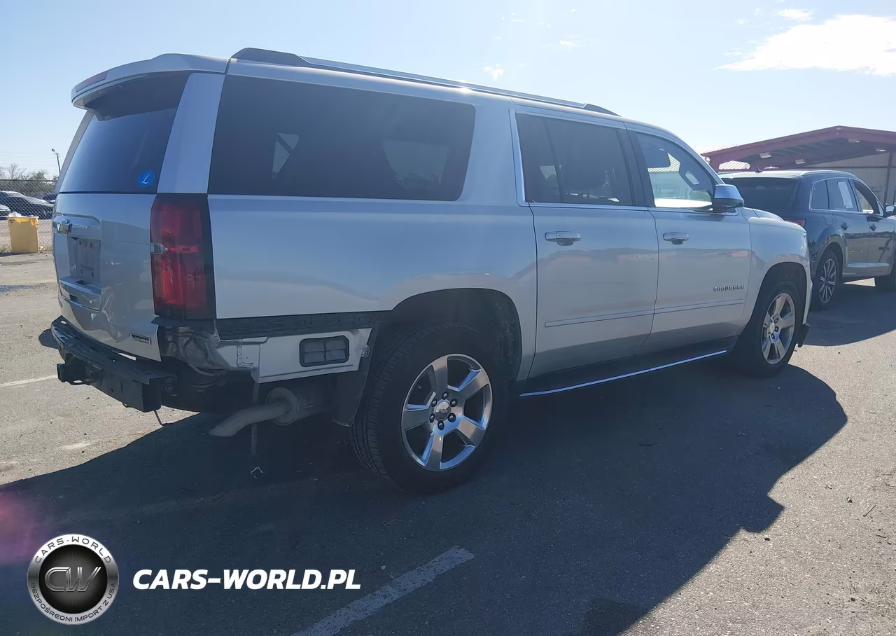 2017 Chevrolet Suburban Premier VIN:1GNSCJKC0HR212473 - 4