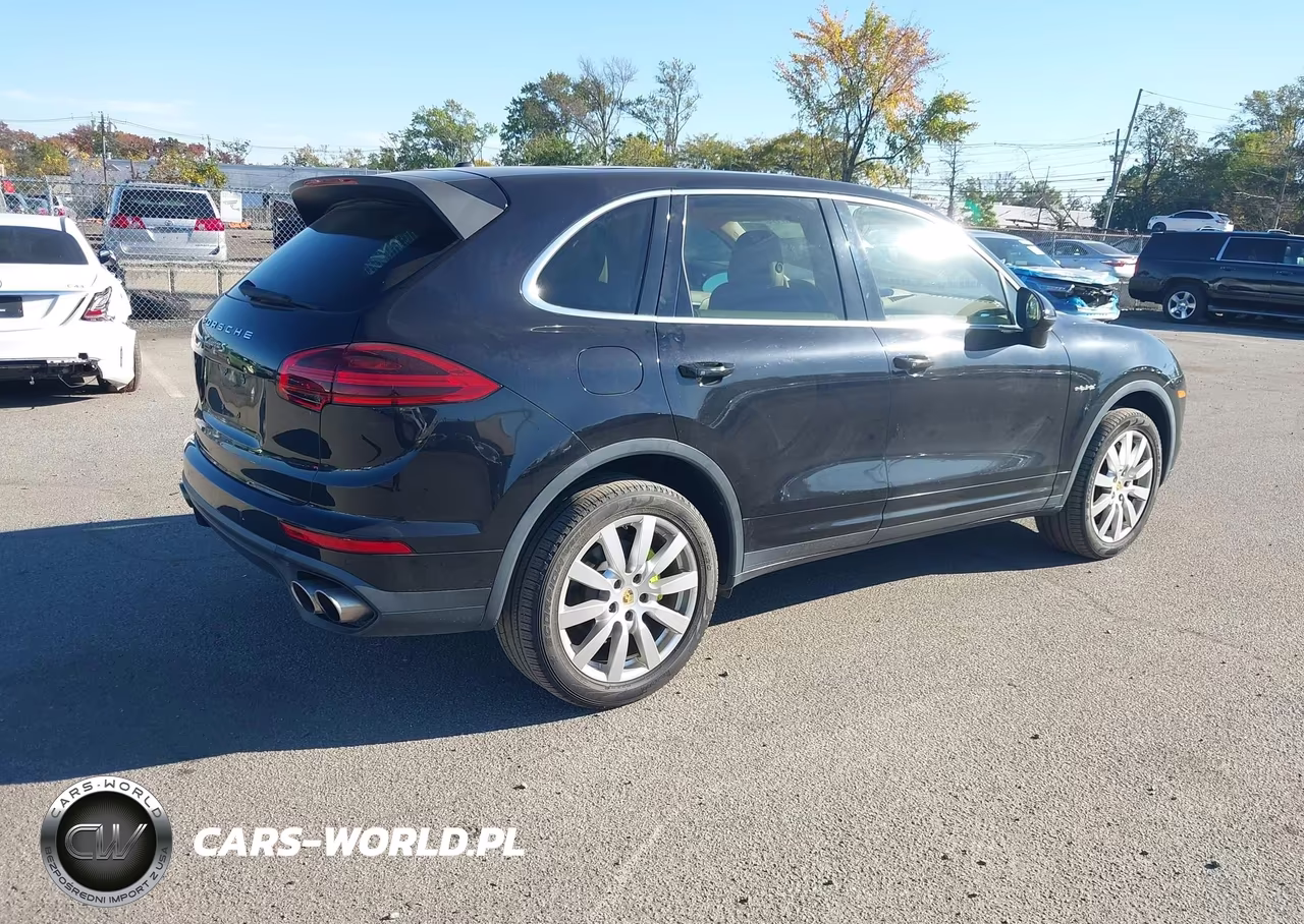 2016 Porsche Cayenne Se Hybrid VIN:WP1AE2A26GLA62575 - 4
