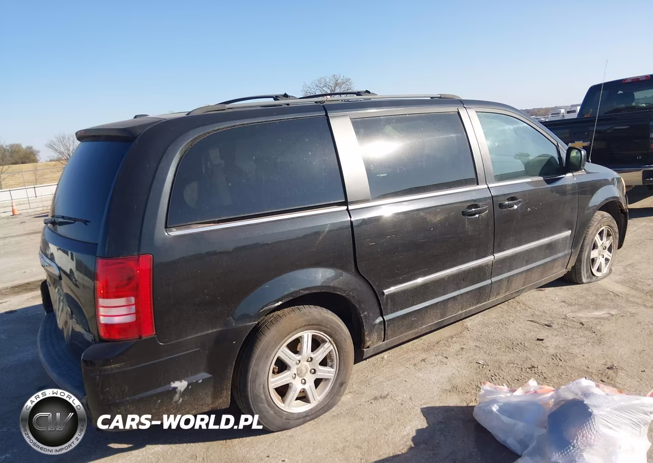 2009 Chrysler Town & Country Touring VIN:2A8HR54189R573569 - 4