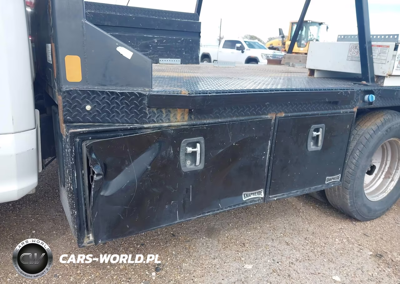 2019 Ford F-350 Chassis Xl VIN:1FDRF3GT2KED71489 - 11