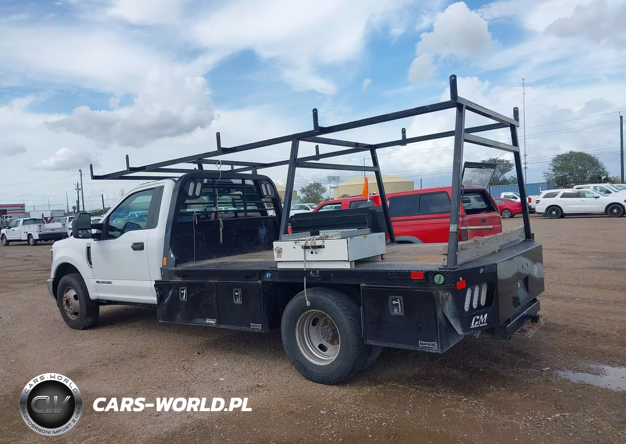 2019 Ford F-350 Chassis Xl VIN:1FDRF3GT2KED71489 - 14
