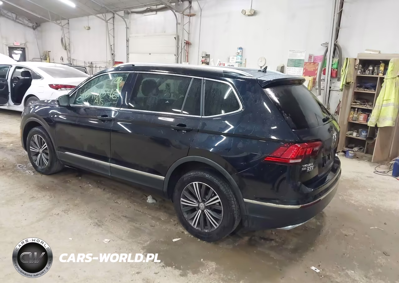 2019 Volkswagen Tiguan 2.0T Se-2.0T Sel-2.0T Sel R-Line-2.0T Sel R-Line Black VIN:3VV2B7AX6KM136402 - 3
