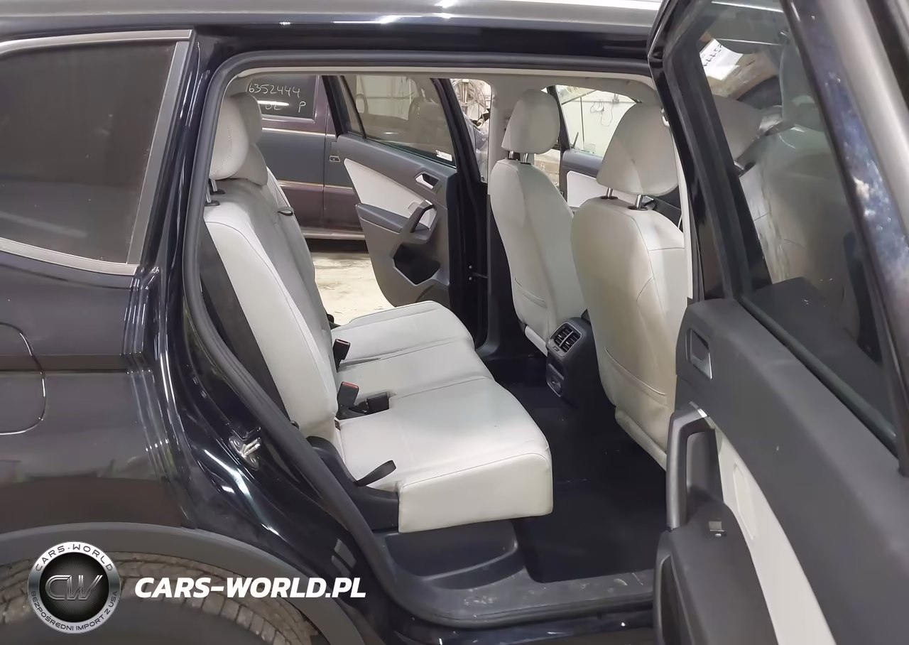 2019 Volkswagen Tiguan 2.0T Se-2.0T Sel-2.0T Sel R-Line-2.0T Sel R-Line Black VIN:3VV2B7AX6KM136402 - 8